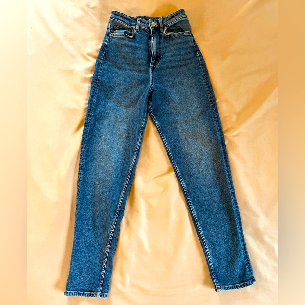 H&M Divided high waisted Dark jeans size:2